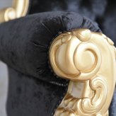 椅子 チェア 脚付 ロココ ゴールド 女王様の椅子 幅93cm ブラック アンティーク調 ロココ調 姫系 プリンセス 猫脚 ヨーロピアン 輸入家具 オシャレ 写真館 ファンタジー 映画 おとぎの国からやって来た “王様の椅子”と“女王様の椅子 イス