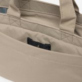 エーグル AIGLE ミニトートバッグ CITY 撥水 2WAYミニショルダーバッグ 2L リサイクルナイロン ショルダーバッグ 手持ち メンズ レディース ZNHBX52