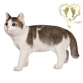 大きなサイズで【歩くサバトラ白猫(大）】CAT　本物そっくり  WooBia