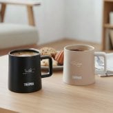 【結婚式 電報 ギフト】名入れ　サーモス真空断熱マグカップ cafe life　ペアセット　 誕生日 記念日 誕生祝い 名入れ 名前入り 結婚祝い 保冷 保温 ステンレス 魔法びん THERMOS タンブラー コップ　コーヒー プレゼント ギフト 贈り物