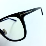 【送料無料】トムフォード TOM FORD TF5998KB 001 ShinyBlack　メガネフレーム  男性女性向けギフト 彼氏彼女へのプレゼント 父の日　母の日 誕生日 上司や同僚への贈り物 記念日や就職祝いに最適｜高級ブランドアイウェア 新品未使用 ラッピング対応 送料無料 専用ケース付 -