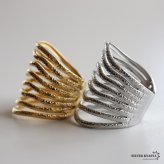 ステンレス ニュアンスリング ごつめ 不規則 多重ライン 水玉模様 メタルリング オープンリング ワイドリング ゴールド シルバー 指輪 太め 大きめ 存在感 お洒落 幾何学 個性的 プチプラ レディース 女性 金属アレルギー対応