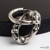 ステンレス チェーンの一コマピアス ドロップ クロス フープピアス ごつめ 揺れる かっこいい シルバー 片耳1点 十字架 大きめ 存在感 メタル メンズ 男性 金属アレルギー対応 イヤリング