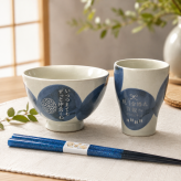 名入れ ギフト SXX 波佐見焼 食器セット 円 MADOKA 茶碗　湯呑 と おまかせ箸 赤 青 3点　お一人様セット　木箱入り