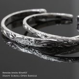 ハワイアンジュエリー バングル ペアバングル 幅3.5mm 刻印 無料 サイズが選べる オープンバングル ペア 2本セット フラット 厚み有 サイドに飾り彫り シルバー925 細身 カップル 夫婦 プレゼント ハロウィン 【品番：BM5027-4P】