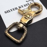 唐草 重厚 クロス キーリング キーホルダー キーフック クリップ 十字架 フレア アラベスク キーチェーン 小物 鍵 メンズ 男性
