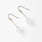 【HARIO】ハリオ ピアス アクセサリー シロツメクサ HAP-C-004 ガラス 耐熱ガラス  クローバー 女性 レディース おしゃれ 上品 ギフト プレゼント 母の日 カジュアル フォーマル 誕生日 ジュエリー 正規販売
