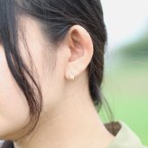 ハワイアンジュエリー フープピアス ピアス ゴールド 14K フープ 14K 14金 Sサイズ 半円 三日月 片耳(1個)購入可シリコンキャッチ シンプル 20G ゲージ BY THE SEA バイザシー メンズ レディース 誕生日 プレゼント ハロウィン 【品番：GE103-10】