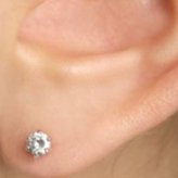 K18WG ダイヤモンドピアス 0.3ct 18金 ホワイトゴールド 天然ダイヤ アクセサリー 揺れる シンプル レディース ジュエリー 誕生日 記念日 クリスマス ギフト プレゼント