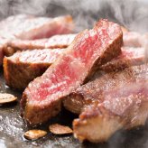 神戸牛 ステーキ 肉 赤身 モモ 160g 兵庫県産 但馬牛 ブランド牛 和牛 牛肉 贅沢 ギフト お取り寄せ グルメ 高級 贈り物 誕生日 お祝い 記念日 自宅用 パーティー 鉄板焼き 赤身肉