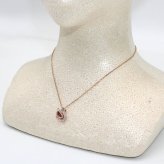 スワロフスキー SWAROVSKI ネックレス ダンシングスワン Swan 5732413 スワン ペンダント アクセサリー レディース ローズゴールド+レッド 海外正規品