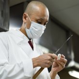 2027新春おせち料理　4人前一段重　【12/25(金）締切・12/31（木）お届け】