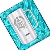 名入れ ビールジョッキ サーモス 名前入り プレゼント 真空断熱 保温 保冷 食洗器 対応 ステンレス ステンレスジョッキ 彫刻 刻印 印字 グラス コップ ビアグラス おしゃれ ビールグラス 父の日 母の日 還暦祝い 退職 誕生日 結婚祝い 無料 ラッピング ジョッキ ネーム入れ 男性 女性 バースデー ギフト 720 ml 化粧箱 入り JDK-721 ビアジョッキ 円背景 EH34