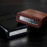 革のダイヤモンド cordovan zippo ボックス付き オリジナル 名入れ 無料 名入れ ライター コードバン 革巻き 名前入り プレゼント ギフト 面白い センス 定年退職 還暦祝い 退職祝い 男性 女性 お祝い 古希 喜寿 傘寿 米寿 卒寿 白寿 百寿 敬老の日