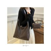 ショルダーバッグ レディース 通販 肩掛けバッグ トートバッグ ワンハンドル レディースバッグ A4対応 大容量 通勤バッグ トートバック 通勤 通学 肩掛け 上品 シンプル おしゃれ かわいい 持ちやすい ソフト 柔らかい フェイクレザー 合成皮革