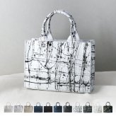 クロコダイル トートバッグ 2WAY ショルダーベルト付き 日本製 マット 加工 センター取り あおりポケット 付き クロコダイルバッグ ハンドバッグ レディースバッグ 本革 鰐革 保証書 付き プレゼントギフト (06001685r)