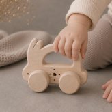 国産ヒノキのウサギのコロコロ｜木製おもちゃ・ころころ転がして遊べるうさぎのおもちゃ｜出産祝い・誕生日プレゼント