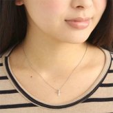 K18WG ホワイトゴールド ピンクダイヤモンド クロスペンダント ネックレス 18金 レディース ジュエリー アクセサリー 十字架 シンプル 上品 ギフト プレゼント