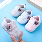 ベビーシューズ 赤ちゃん 通販 ファーストシューズ 女の子 くつ クツ シューズ 靴 かわいい おしゃれ 履きやすい 子ども キッズ キッズ用品 ベビー用品 こども 子供靴 男の子 歩き始め 保育園 入園式 オールシーズン 滑り止め 着脱簡単