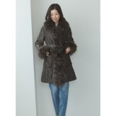 ファー付きコート コート フォックス トリミング ベルト付き レディース 中綿入り シルバーフォックス 冬 アウター レディースコート 中綿コート フォックスファー リアルファー 秋 冬 ギフト プレゼント 6F (02000073r)