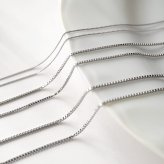 プラチナ チェーン Pt850 ベネチアンチェーン 日本製 40cm 45cm 50cm 55cm 60cm 太さ0.45mm 0.8mm 1.0mm 国産 SNY-1036 ネックレス チェーン 丈夫 ネックレスチェーン レディース メンズ ネックレスチェーン だけ  プレゼント 人気  秋アクセ 秋ジュエリー ご褒美ジュエリー 彼女 ネックレス ギフト バースデー ギフト 記念日