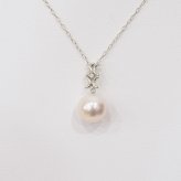 ［pearl583］ 8mm - 8.5mm ホワイトピンク ペンダント ダイヤモンド付 あこや真珠 0.01ct