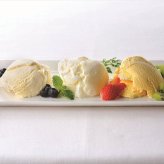送料無料 北海道産地直送 三國清三推奨 北海道プレミアムアイス3種セット(6個) MNA-R ※ご注文後約7～10日前後での発送となります。沖縄・離島へは別途配送料が発生いたします お取り寄せグルメ スイーツ