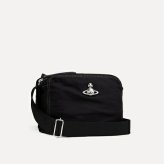 【無料ラッピング】 ヴィヴィアン ウエストウッド Vivienne Westwood クロスボディバッグ ショルダーバッグ Jude ブラック ブランド 正規品 新品 ギフト プレゼント 人気 おすすめ 誕生日 記念日 クリスマス 送料無料 vwt522416