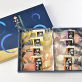 【送料無料・高級ギフト】北海道産 秋鮭三昧(秋鮭西京漬＆秋鮭昆布〆セット)（送料無料 プレゼント グルメ 贈り物  御祝 内祝い 景品 賞品 ご褒美 誕生日 出産祝い 結婚 上司 男 女 友達 新築 引越 送別会 定年 退職祝い 還暦  産地直送  詰合せ ギフト お歳暮 寒中見舞い）