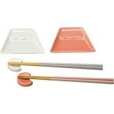 小田陶器 ｆｕｊｉ 小田陶器 ｆｕｊｉ 小皿箸置揃 [26-0199-088] ＯＤＡ０４ ４０５４Ｃ プレミアムギフト 贈り物 お祝い 小皿、箸置＝磁器・箸＝天然木 日本製 内祝い 出産内祝い 結婚内祝い 快気祝い 新築祝い お返し 贈り物 プレゼント ギフト