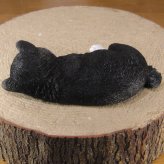 柴犬　置物 リアル　黒柴　お昼寝中　いぬ　動物オブジェ　ガーデン　オーナメント　店舗　カウンター　装飾　オブジェ　インテリア　玄関先　庭　犬好きさん人気ギフト　動物人気ギフト　クリスマスプレゼント　お誕生日祝い　母の日人気　父の日人気　敬老の日人気