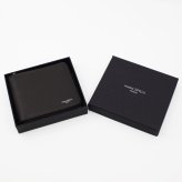 モンテスピガ　monte SPIGA　ラウンドファスナー二つ折り財布　MOSMSP701DBR　ダークブラウン　濃茶　シュリンクレザー　牛革　ジップアラウンド ウォレット