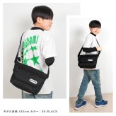ショルダーバッグ キッズ OUTDOOR PRODUCTS アウトドアプロダクツ 男の子 女の子 メッセンジャーバッグ 斜めがけ こども 子ども 通学 通園 遠足 軽量 小学生 中学生 入学 ロゴ 無地 ブルー ネイビー ピンク ラベンダー 青 紺 紫 シンプル 小さめ ミニ 軽い かばん 鞄 バック