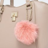 【無料ラッピング】 ピンキーダイアン PinkyDianne ハンドバッグ カラーボール ハンド ファー チャーム つき レディース ブランド 正規品 新品 ギフト プレゼント 人気 おすすめ 誕生日 記念日 クリスマス 送料無料 pdb522704