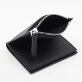 メゾン マルジェラ　Maison Margiela　二つ折り財布　SA1UI0020 P4745 T8103　ブラック　グレインレザー　コンパクト財布　ミニウォレット