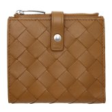ボッテガヴェネタ BOTTEGA VENETA 二つ折り財布 レディース イントレチャート キャメル ブラウン 茶 小銭入れ付き ミニ財布 本革 ラムレザー ファスナー小銭入れ カード入れ6つ 600270 V48A1 2596