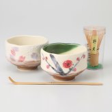 梅・桜ミニ抹茶セット 磁器 美濃焼 やきものの里から、暮らしを贈ります。　ギフト 食器 セット テーブルウェア