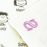 スヌーピー イニシャルミニタオル (S) アイボリー ハンカチ SNOOPY