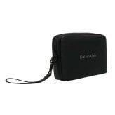 カルバンクライン CALVIN KLEIN BOLD POUCH WITH HANDLE クラッチバッグ lv04d1257g-ub1 メンズ BLACK
