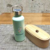 フラワーリザード かわいい 取っ手付きマグボトル おしゃれ 290ml 保温 保冷 ステンレス マグボトル 取っ手付き 真空 断熱 二重構造 ボトル タンブラー 水筒 マイボトル オリジナル トカゲ ヤモリ 爬虫類 ペット 動物 アニマル