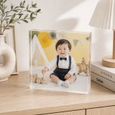 1歳誕生日 ガラスブロック 男の子 記念写真 ギフト 贈り物 オーダーメイド 記念日 名入れ 写真プレート 写真立て 子ども 感謝 写真入り 記念品 親孝行 おしゃれ 金婚式 孫 敬老の日 両親 成長記録 誕生日 父の日 置き物 フォトフレーム プレゼント フォトキューブ 思い出 ディスプレイ フォトギフト 家族 オリジナル 母の日 銀婚式 写真 結婚記念日 サプライズ リビング 三世代【c01】