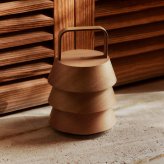 ferm LIVING ファームリビング 木製 Luver ルーバー ポータブル ランプ ポータブルライト持ち運び 間接照明 北欧インテリア LED 人気 ブランド おしゃれ 持ち歩き 移動 充電 照明