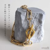 ステンレス マンテルブレスレット 2カラー チェーンブレスレット Hクリップ レディース ペーパークリップチェーン 変形マンテル オーバルリンク シルバー ゴールド 個性的 大ぶり モード きれいめ おしゃれ 腕輪 女性用