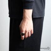 ステンレス 極太 ブラックリング 印台リング 燻し加工 アンティークリング メンズリング つや消し 指輪 マット シグネット ごつめ 太め プチプラ 高見え かっこいい 渋い 男性 金属アレルギー対応