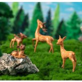 鹿 置物 4個セット ミニチュア 動物 しか オブジェ 森林 ジオラマ ガーデニング 苔テラリウム 箱庭 DIY 園芸 飾り インテリア かわいい ディスプレイ 雑貨