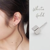 キューブ型ピアス 10K・10金・K10 [3mm] YG WG PG 全品1個ずつバラ売り（ピアス 日本製 ダブルロック式シリコンキャッチ 地金 立方体 四角 正方形） プレゼント