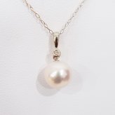 ［pearl586］ 8mm - 8.5mm ホワイトピンク ペンダント ダイヤモンド付 あこや真珠 0.01ct