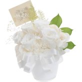 【直送】プリザーブド仏花 白蓮 [26-0242-137] バラ 紫陽花 アレンジメント 枯れない 仏花 お供え 仏壇 仏具 お悔やみ 喪中見舞い ご仏前 法要 法事 プレゼント ギフト