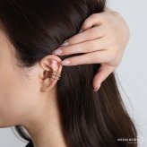 ステンレス つぶつぶ 3連イヤーカフ シンプル メタルイヤーカフ ライン 重ね付け風 ゴールド 18KGP 片耳1点 可愛い プチプラ 耳の穴不要 痛くない レディース 女性 金属アレルギー対応フェイクピアス ノンホール イヤリング
