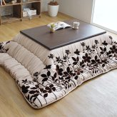 こたつ布団 正方形 モダンリーフ柄 約205×205cm モダンリーフ柄のおしゃれなこたつ布団 ポリエステル 綿 フランネル こたつ掛布団 こたつふとん コタツ掛け布団 コタツ掛布団 こたつ用品 冬用 冬物 寝具 寝室用品 インテリア やわらか 手洗い